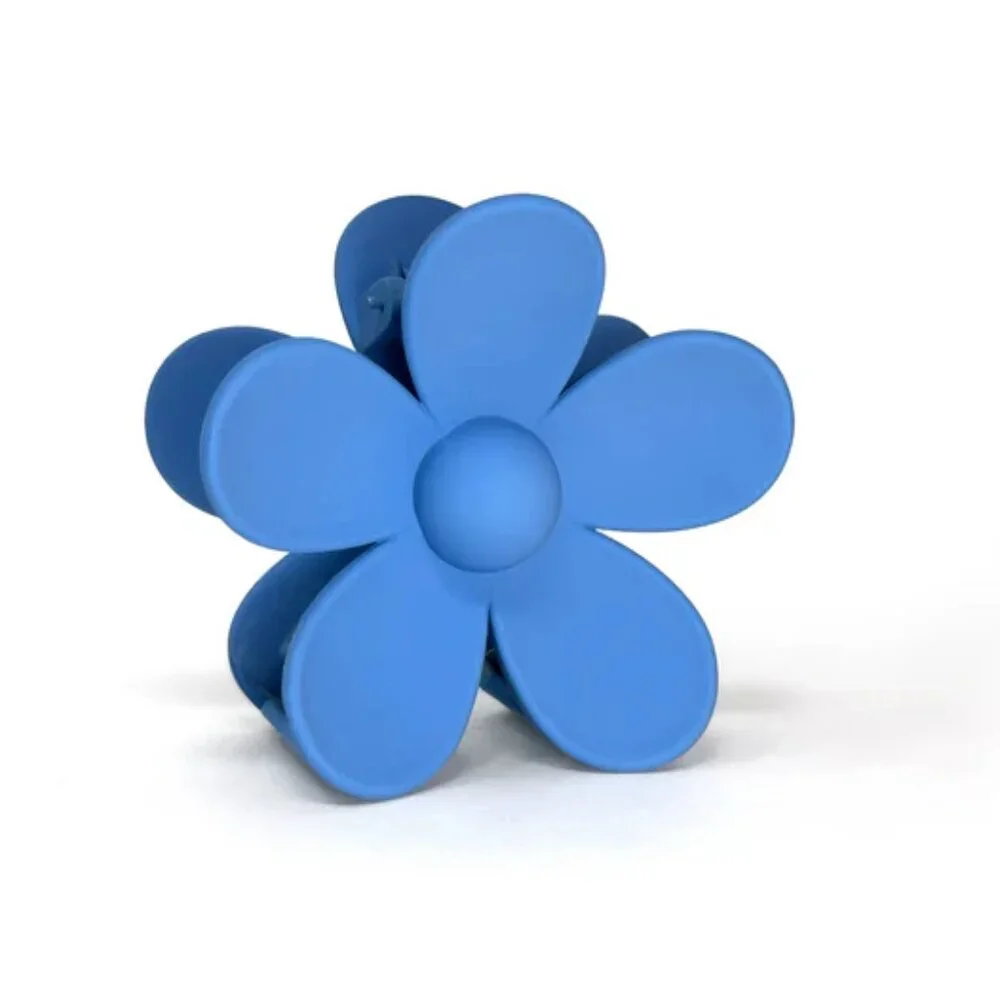 NWT Oversized Flower Power Blue Hair Claw Clip